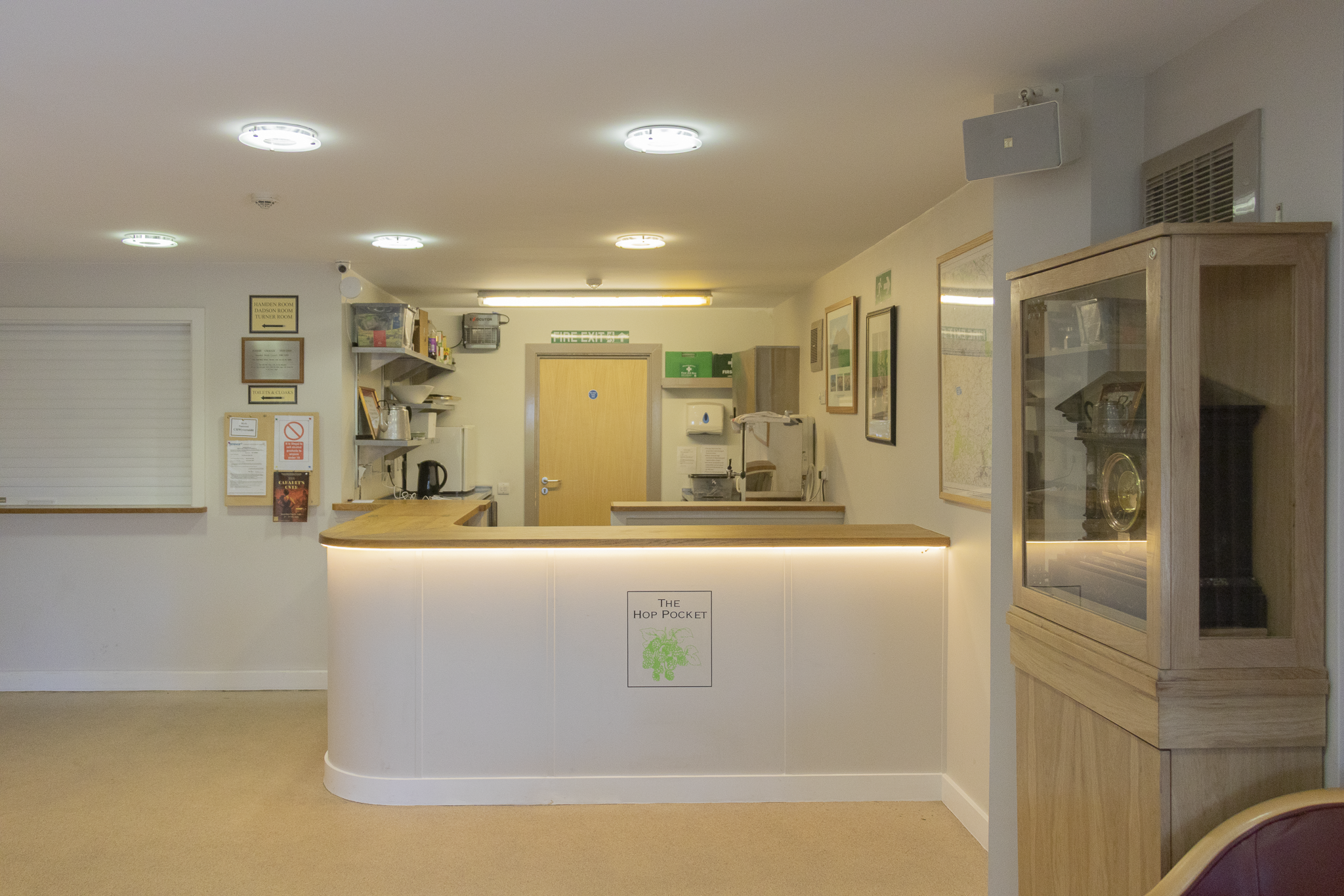 Hop Pocket Kitchenette Bar